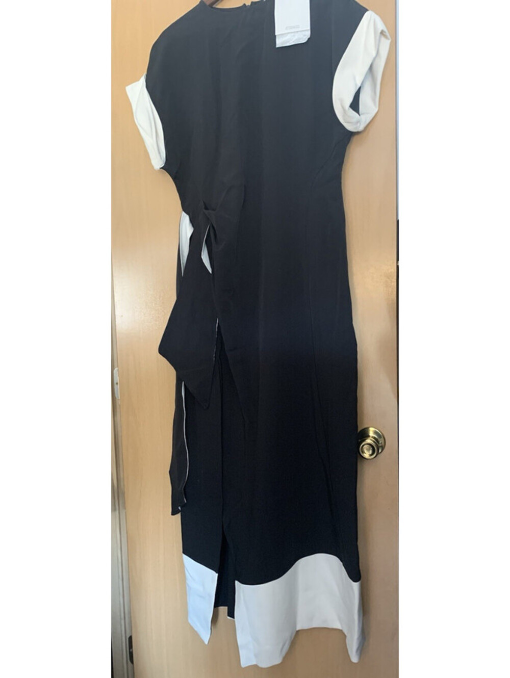 Fehaute Formal Dress WithS Split in Back Black and white Maxi Dress. Nwt XL